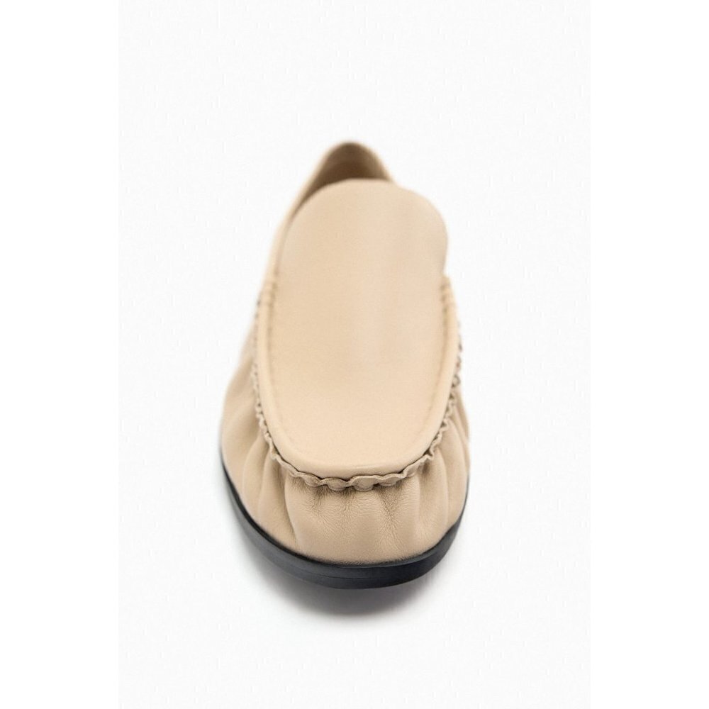 ZARA LOAFERS WITH PLEATS BEIGE SIZE 7.5 1528/910/002